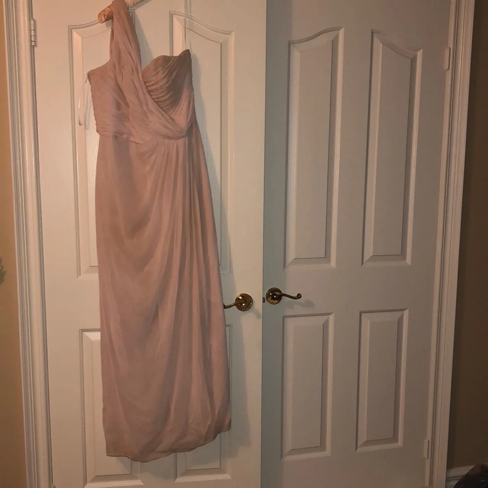 Women’s formal dress - Picture 3 of 9